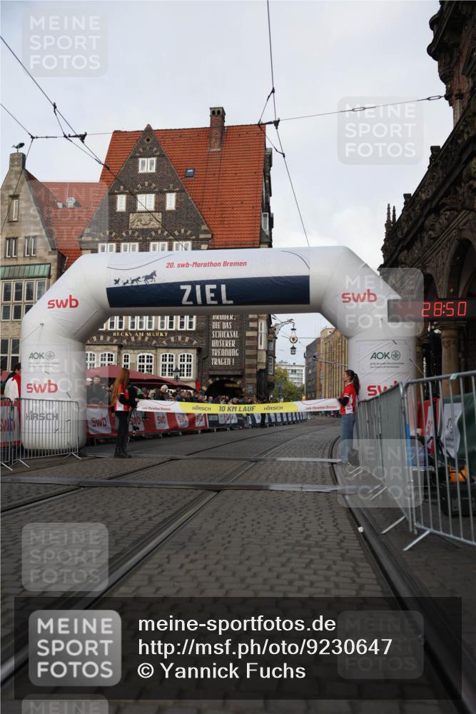 05.10.2025 - 20. swb-Marathon Bremen Yannick Fuchs http://msf.ph/oto/9230647 05.10.2025 10:24:46 Ziel  meine-sportfotos.de
