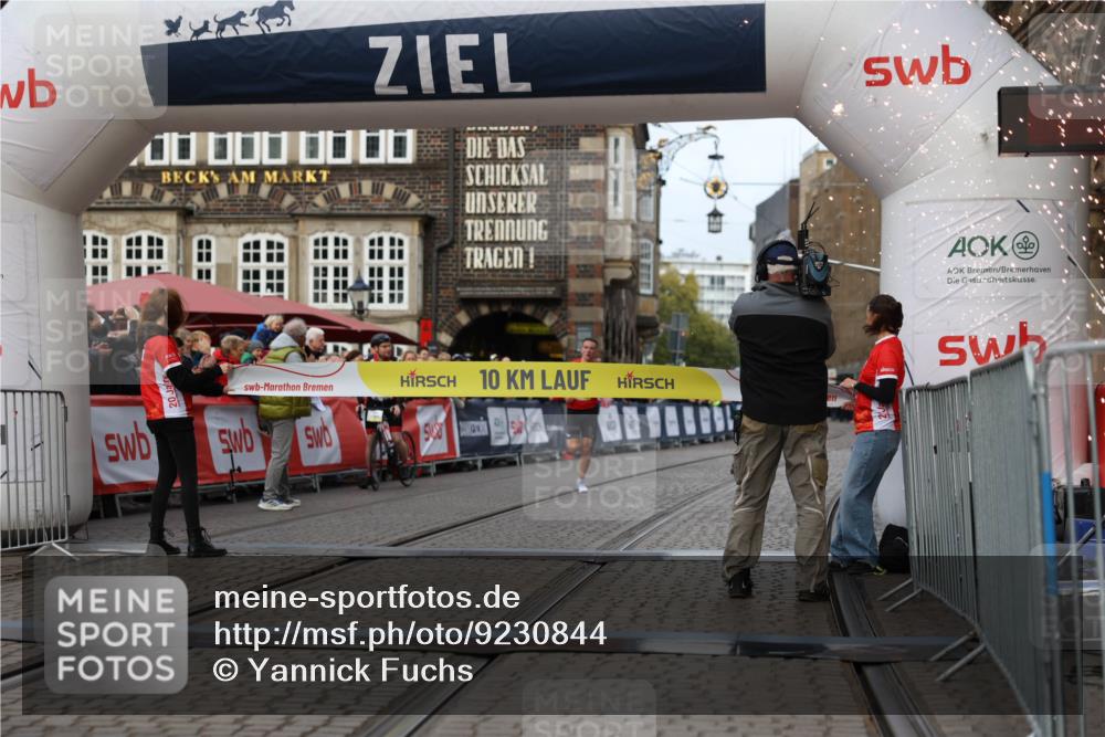 05.10.2025 - 20. swb-Marathon Bremen Yannick Fuchs http://msf.ph/oto/9230844 05.10.2025 10:27:10 Ziel 35 meine-sportfotos.de