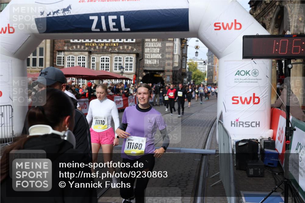 05.10.2025 - 20. swb-Marathon Bremen Yannick Fuchs http://msf.ph/oto/9230863 05.10.2025 11:02:43 Ziel 9468, 9647, 9802, 9839, 10033, 10595, 10598, 10615, 10825, 10826, 11110, 11160, 11537, 11538, 11711 meine-sportfotos.de