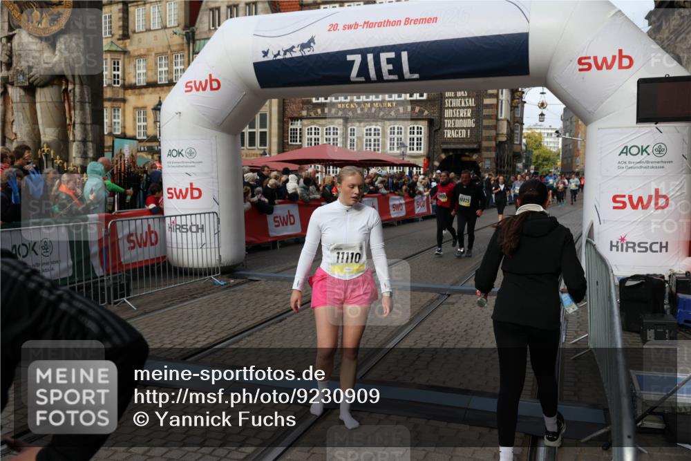 05.10.2025 - 20. swb-Marathon Bremen Yannick Fuchs http://msf.ph/oto/9230909 05.10.2025 11:02:45 Ziel 9468, 9647, 9841, 10033, 10510, 10595, 10598, 10825, 10826, 11110, 11160, 11711 meine-sportfotos.de