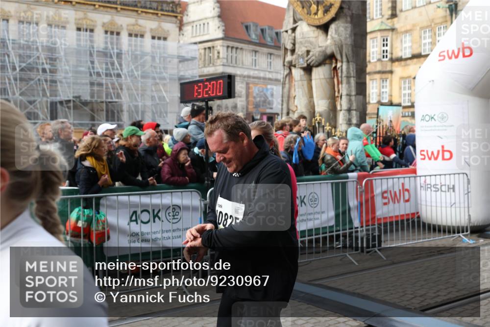 05.10.2025 - 20. swb-Marathon Bremen Yannick Fuchs http://msf.ph/oto/9230967 05.10.2025 11:02:49 Ziel 9360, 9516, 9841, 10510, 10530, 10825, 10826, 11024 meine-sportfotos.de