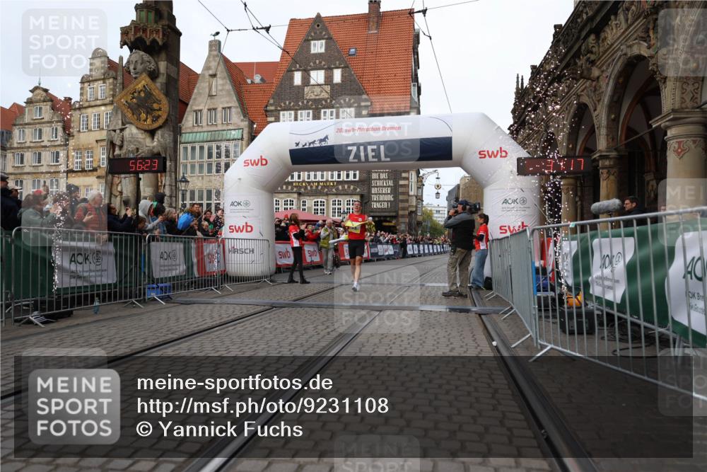 05.10.2025 - 20. swb-Marathon Bremen Yannick Fuchs http://msf.ph/oto/9231108 05.10.2025 10:27:12 Ziel 35 meine-sportfotos.de
