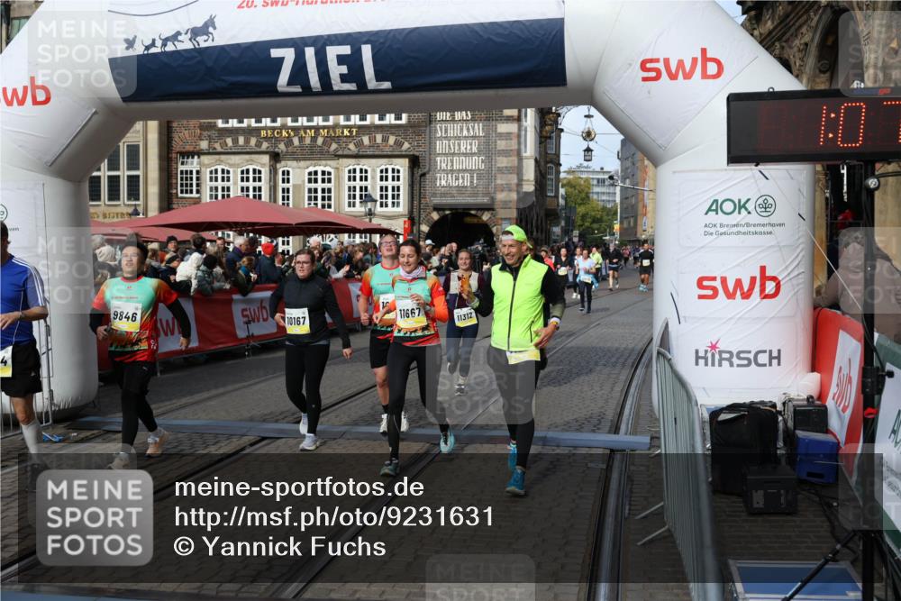 05.10.2025 - 20. swb-Marathon Bremen Yannick Fuchs http://msf.ph/oto/9231631 05.10.2025 11:03:01 Ziel 9644, 9846, 10129, 10167, 10207, 10656, 10734, 10940, 11087, 11193, 11312, 11504, 11576, 11667, 11668, 11735 meine-sportfotos.de