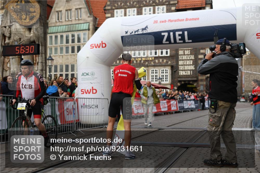 05.10.2025 - 20. swb-Marathon Bremen Yannick Fuchs http://msf.ph/oto/9231661 05.10.2025 10:27:20 Ziel  meine-sportfotos.de