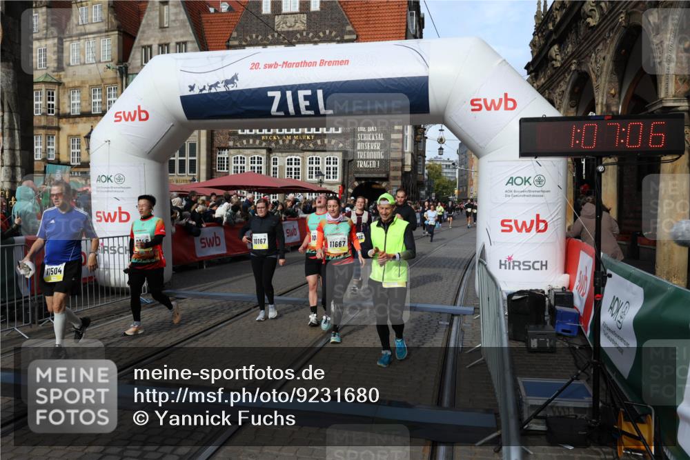 05.10.2025 - 20. swb-Marathon Bremen Yannick Fuchs http://msf.ph/oto/9231680 05.10.2025 11:03:02 Ziel 9644, 9846, 10167, 10207, 10656, 10734, 10940, 11087, 11193, 11312, 11504, 11576, 11667, 11668, 11735 meine-sportfotos.de