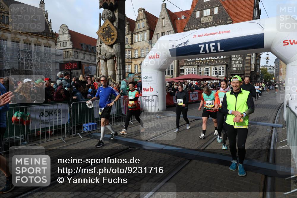 05.10.2025 - 20. swb-Marathon Bremen Yannick Fuchs http://msf.ph/oto/9231716 05.10.2025 11:03:03 Ziel 9644, 9846, 10167, 10207, 10656, 10734, 10876, 10940, 11087, 11312, 11504, 11576, 11667, 11668, 11735 meine-sportfotos.de