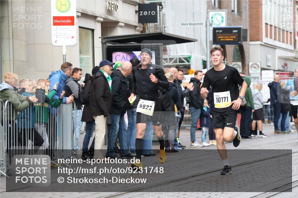 05.10.2025 - 20. swb-Marathon Bremen Strokosch-Dieckow http://msf.ph/oto/9231748 05.10.2025 10:39:37 Ziel 9213, 9922, 10052, 10171, 10175, 10176, 10276, 10753, 11335, 11567, 9213, 9922, 10052, 10171, 10175, 10176, 10276, 10753, 11335, 11567 meine-sportfotos.de