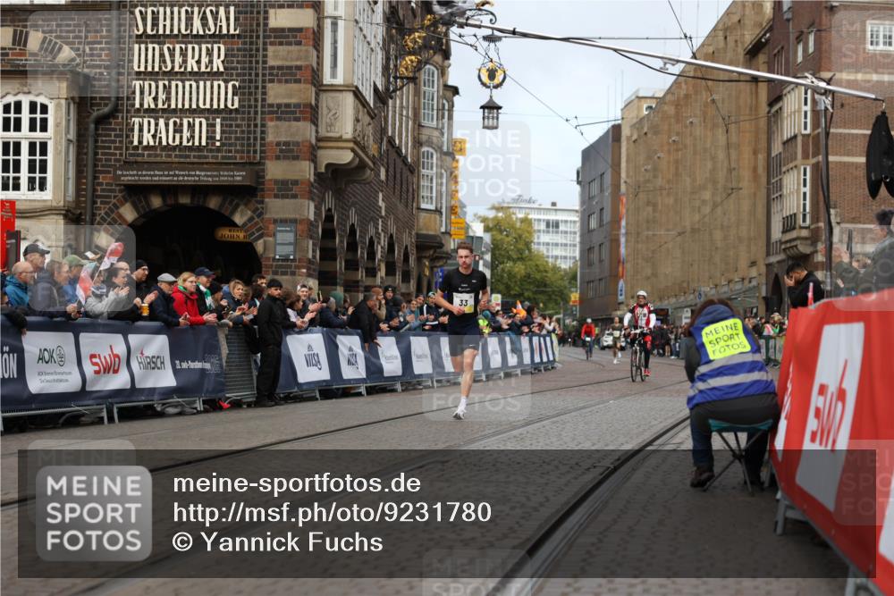 05.10.2025 - 20. swb-Marathon Bremen Yannick Fuchs http://msf.ph/oto/9231780 05.10.2025 10:28:23 Ziel  meine-sportfotos.de
