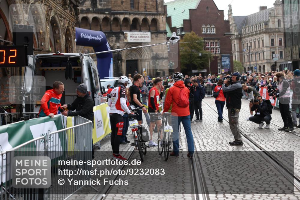 05.10.2025 - 20. swb-Marathon Bremen Yannick Fuchs http://msf.ph/oto/9232083 05.10.2025 10:28:58 Ziel  meine-sportfotos.de
