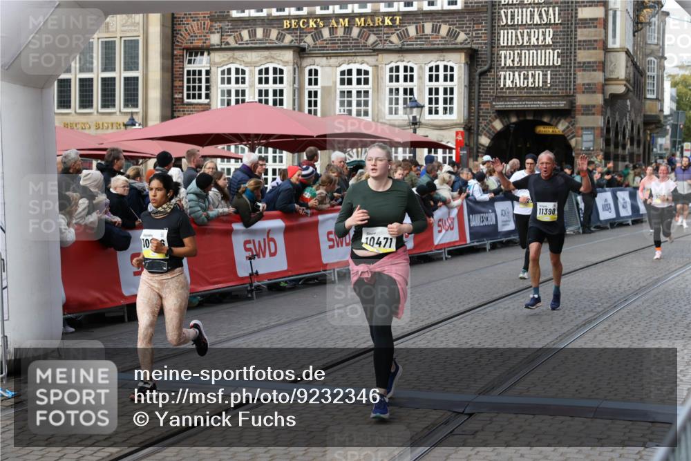 05.10.2025 - 20. swb-Marathon Bremen Yannick Fuchs http://msf.ph/oto/9232346 05.10.2025 11:03:20 Ziel 9300, 9325, 9593, 10185, 10471, 10926, 10996, 11390, 11682 meine-sportfotos.de