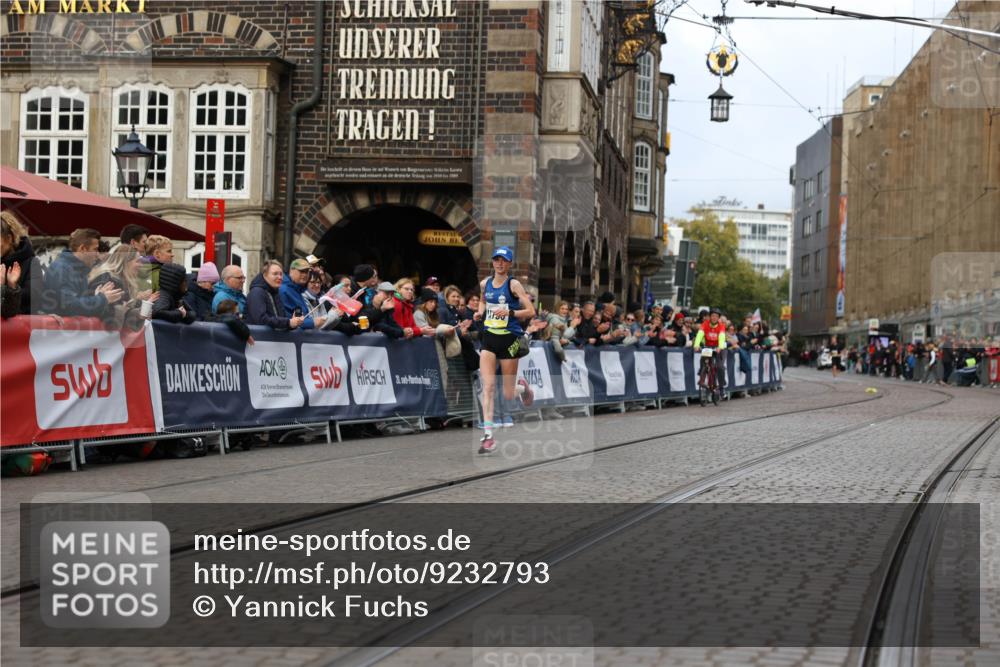 05.10.2025 - 20. swb-Marathon Bremen Yannick Fuchs http://msf.ph/oto/9232793 05.10.2025 10:32:41 Ziel 9280, 11730 meine-sportfotos.de