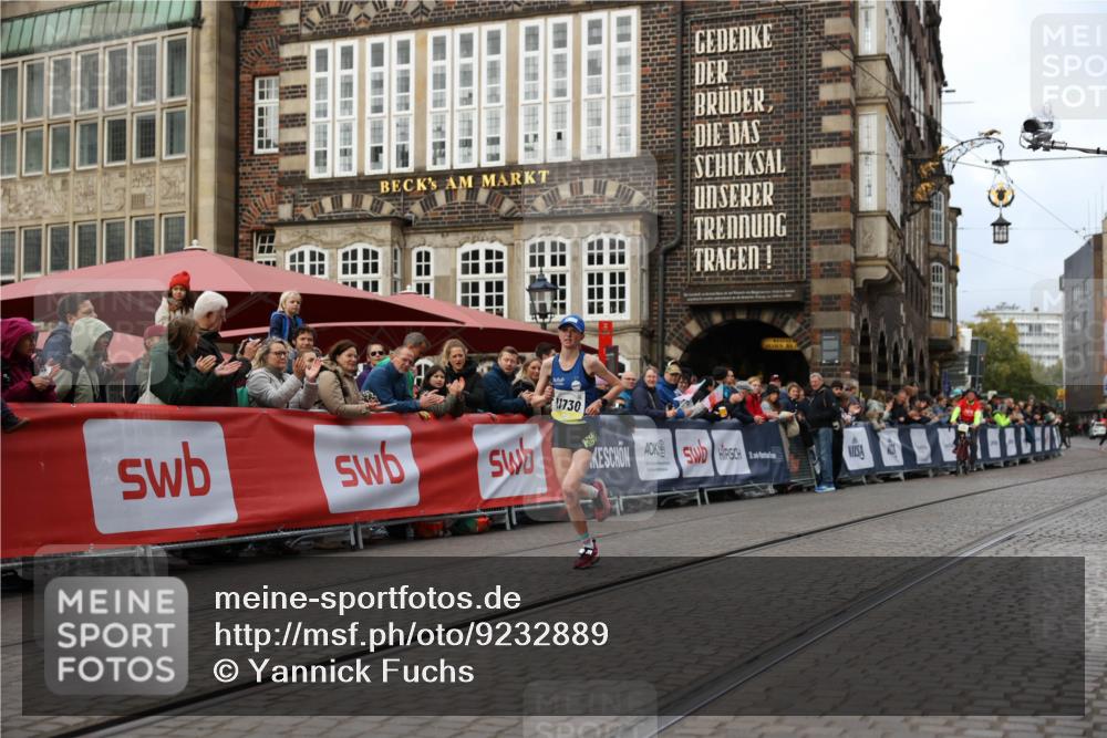 05.10.2025 - 20. swb-Marathon Bremen Yannick Fuchs http://msf.ph/oto/9232889 05.10.2025 10:32:42 Ziel 9280, 11730 meine-sportfotos.de