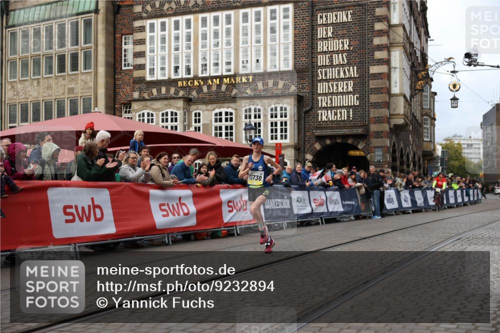 05.10.2025 - 20. swb-Marathon Bremen Yannick Fuchs http://msf.ph/oto/9232894 05.10.2025 10:32:42 Ziel 9280, 11730 meine-sportfotos.de