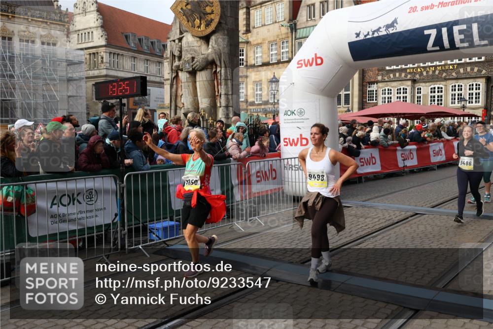 05.10.2025 - 20. swb-Marathon Bremen Yannick Fuchs http://msf.ph/oto/9233547 05.10.2025 11:03:40 Ziel 7199, 9308, 9486, 9498, 9850, 10213, 11150, 11522 meine-sportfotos.de
