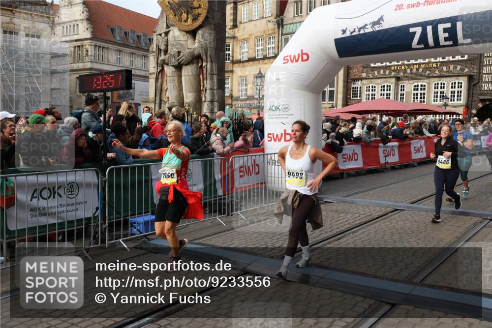 05.10.2025 - 20. swb-Marathon Bremen Yannick Fuchs http://msf.ph/oto/9233556 05.10.2025 11:03:40 Ziel 7199, 9308, 9486, 9498, 9850, 10213, 11150, 11522 meine-sportfotos.de