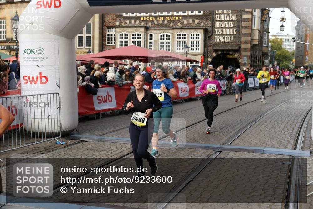 05.10.2025 - 20. swb-Marathon Bremen Yannick Fuchs http://msf.ph/oto/9233600 05.10.2025 11:03:41 Ziel 7199, 9486, 9498, 9850, 9940, 10213, 11150, 11522 meine-sportfotos.de