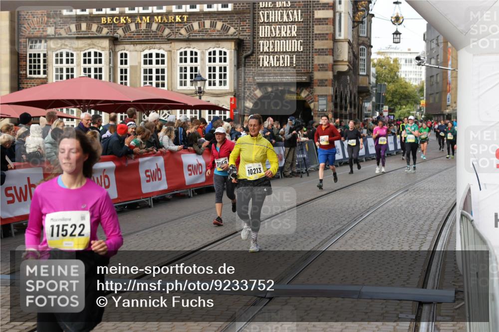 05.10.2025 - 20. swb-Marathon Bremen Yannick Fuchs http://msf.ph/oto/9233752 05.10.2025 11:03:43 Ziel 7199, 9486, 9498, 9850, 9940, 10213, 10478, 11522 meine-sportfotos.de