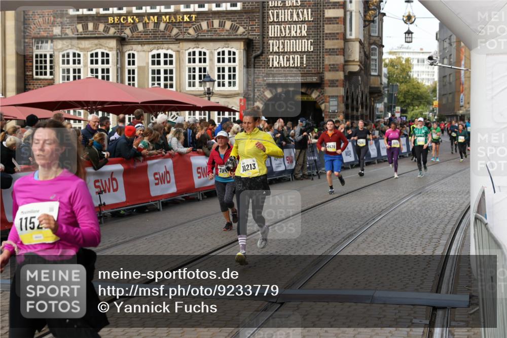 05.10.2025 - 20. swb-Marathon Bremen Yannick Fuchs http://msf.ph/oto/9233779 05.10.2025 11:03:43 Ziel 7199, 9486, 9498, 9850, 9940, 10213, 10478, 11522 meine-sportfotos.de