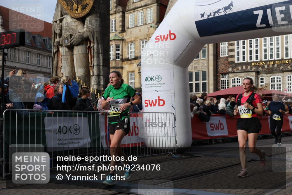 05.10.2025 - 20. swb-Marathon Bremen Yannick Fuchs http://msf.ph/oto/9234076 05.10.2025 11:03:56 Ziel 7788, 9315, 10238, 10603, 10604, 11039, 11272, 11306, 11589 meine-sportfotos.de
