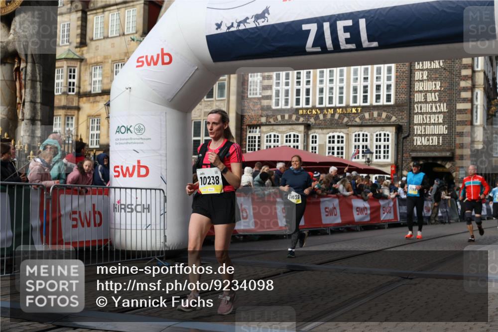 05.10.2025 - 20. swb-Marathon Bremen Yannick Fuchs http://msf.ph/oto/9234098 05.10.2025 11:03:56 Ziel 7788, 9315, 10238, 10603, 10604, 11039, 11272, 11306, 11589 meine-sportfotos.de