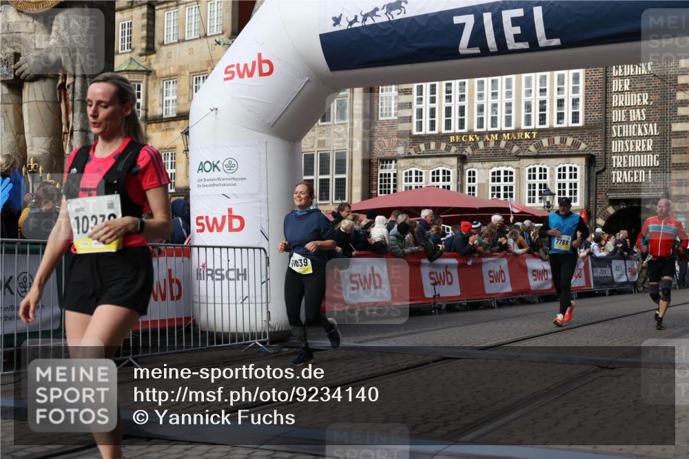 05.10.2025 - 20. swb-Marathon Bremen Yannick Fuchs http://msf.ph/oto/9234140 05.10.2025 11:03:58 Ziel 7788, 9241, 9379, 9571, 10106, 10238, 10603, 10604, 11039, 11272, 11306 meine-sportfotos.de