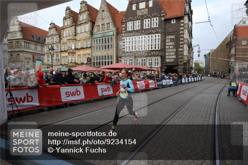 05.10.2025 - 20. swb-Marathon Bremen Yannick Fuchs http://msf.ph/oto/9234154 05.10.2025 10:34:56 Ziel 10410 meine-sportfotos.de