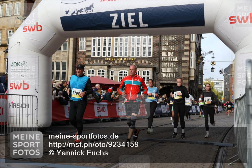 05.10.2025 - 20. swb-Marathon Bremen Yannick Fuchs http://msf.ph/oto/9234159 05.10.2025 11:04:00 Ziel 7788, 9241, 9379, 9571, 10106, 10238, 10265, 10271, 11039, 11272, 11306 meine-sportfotos.de