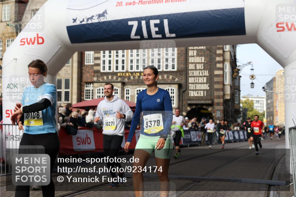05.10.2025 - 20. swb-Marathon Bremen Yannick Fuchs http://msf.ph/oto/9234174 05.10.2025 11:04:04 Ziel 7788, 9241, 9379, 9571, 10106, 10265, 10271, 11039, 11183, 11272, 11609 meine-sportfotos.de