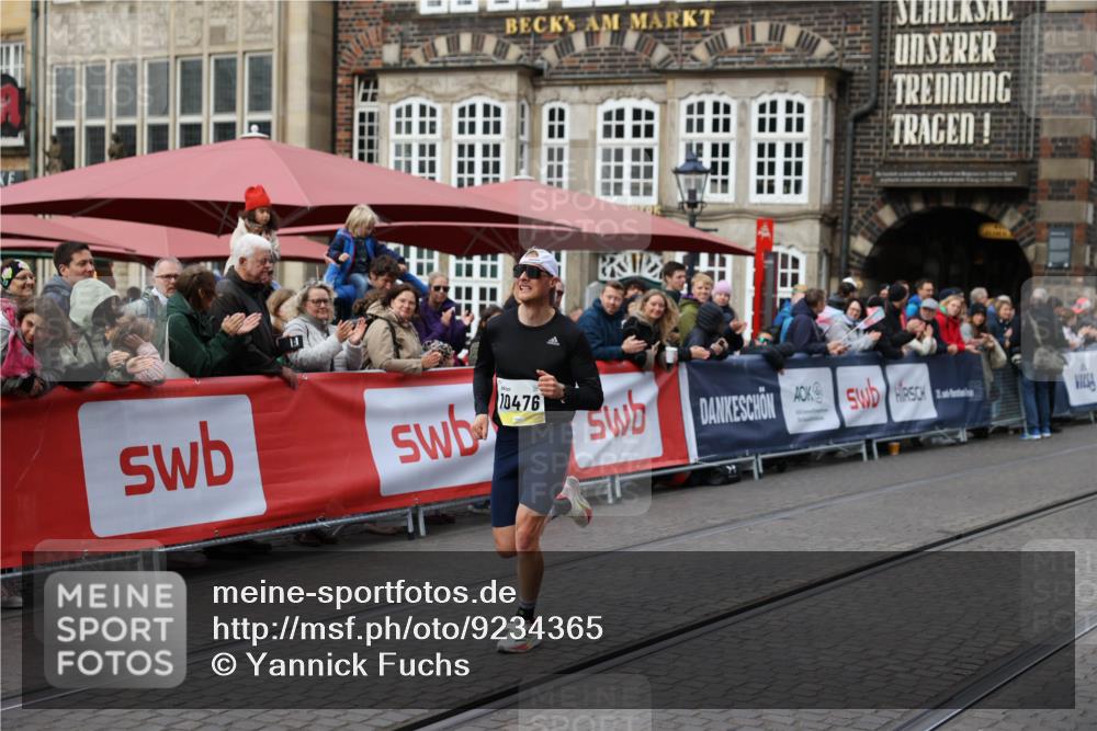 05.10.2025 - 20. swb-Marathon Bremen Yannick Fuchs http://msf.ph/oto/9234365 05.10.2025 10:35:13 Ziel 10476 meine-sportfotos.de