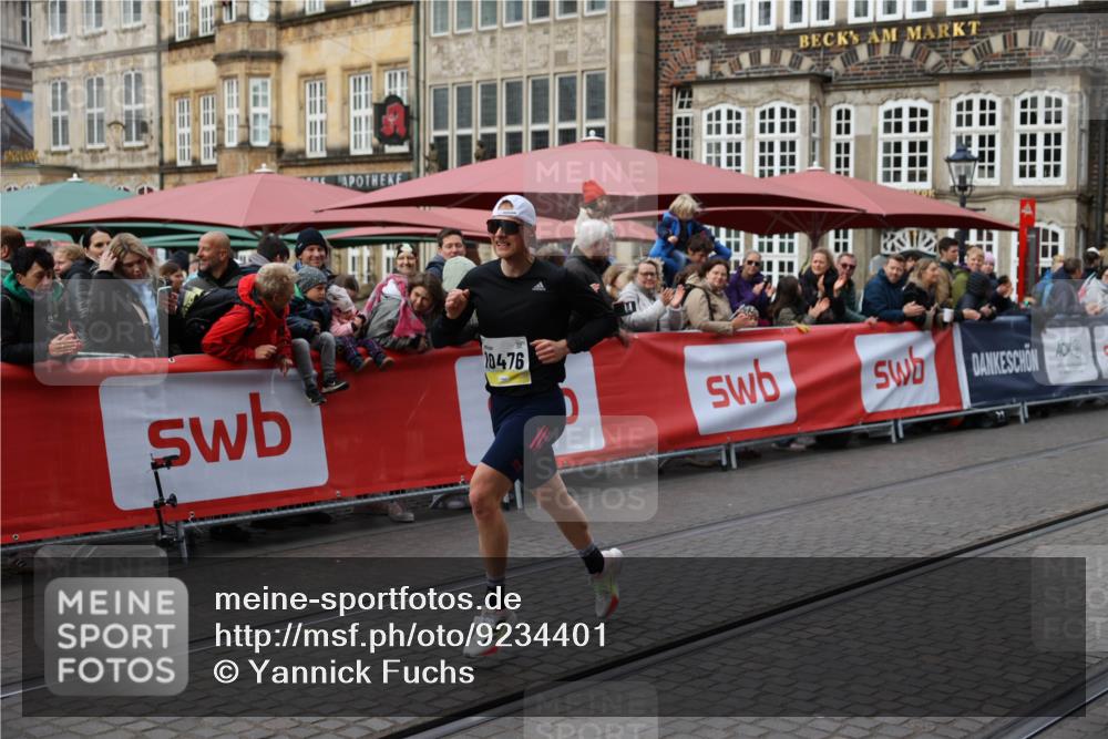 05.10.2025 - 20. swb-Marathon Bremen Yannick Fuchs http://msf.ph/oto/9234401 05.10.2025 10:35:14 Ziel 10476 meine-sportfotos.de