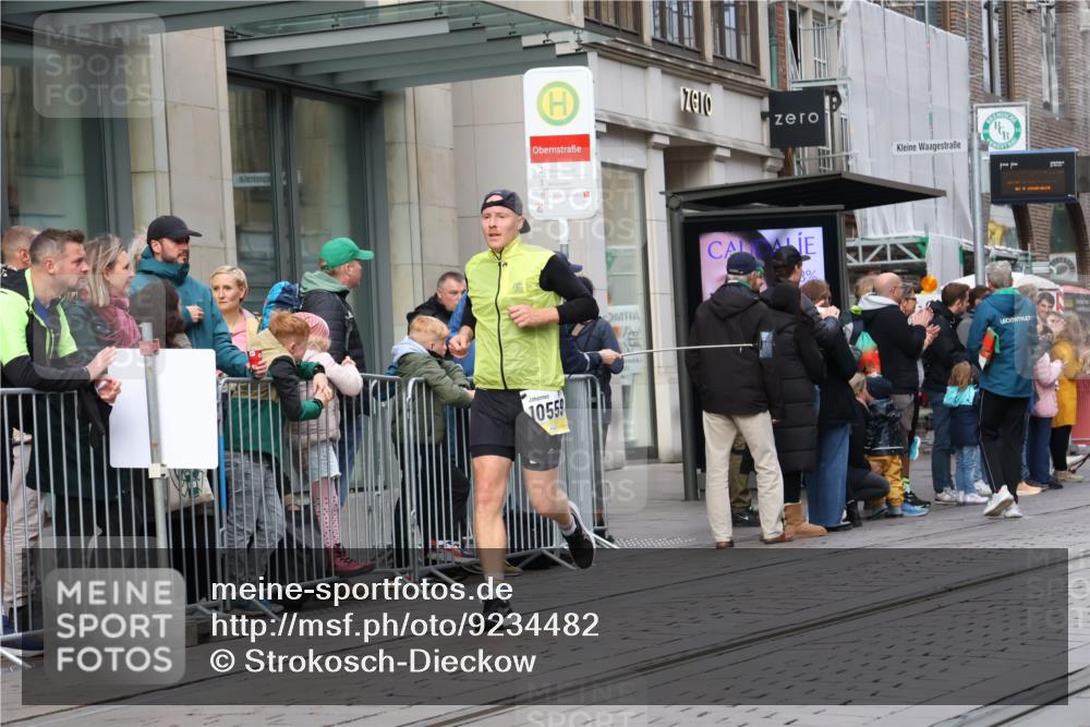 05.10.2025 - 20. swb-Marathon Bremen Strokosch-Dieckow http://msf.ph/oto/9234482 05.10.2025 10:43:31 Ziel 9170, 9270, 9865, 10559, 10652, 10780, 11256, 11683, 9170, 9270, 9865, 10559, 10652, 10780, 11256, 11683 meine-sportfotos.de