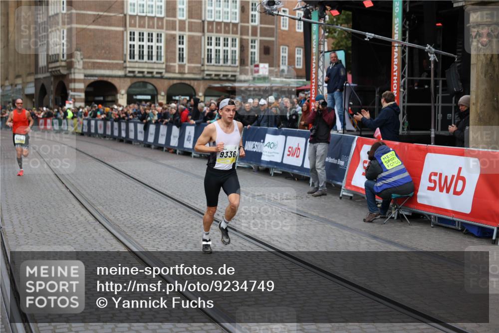 05.10.2025 - 20. swb-Marathon Bremen Yannick Fuchs http://msf.ph/oto/9234749 05.10.2025 10:35:27 Ziel 9336 meine-sportfotos.de