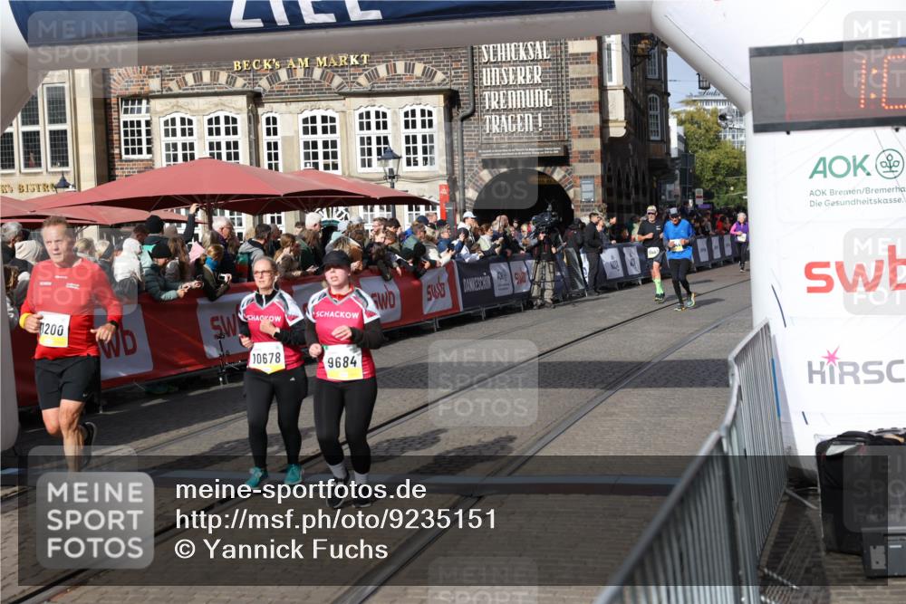05.10.2025 - 20. swb-Marathon Bremen Yannick Fuchs http://msf.ph/oto/9235151 05.10.2025 11:04:29 Ziel 9448, 9537, 9684, 10678, 11200 meine-sportfotos.de