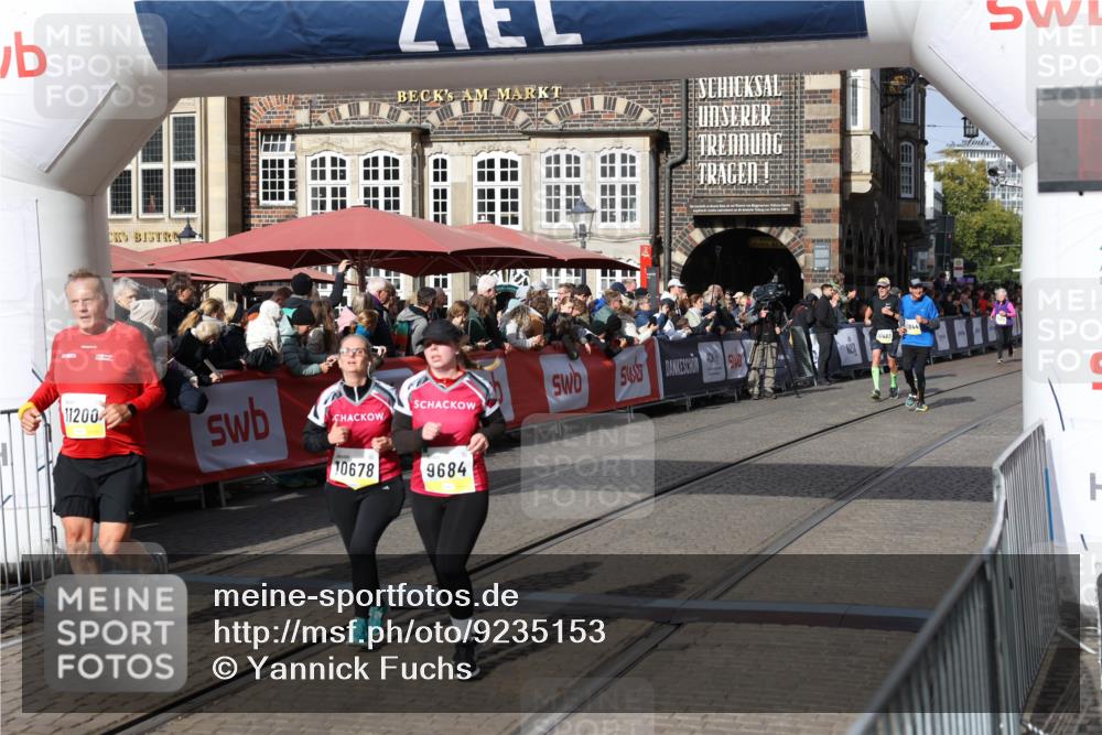 05.10.2025 - 20. swb-Marathon Bremen Yannick Fuchs http://msf.ph/oto/9235153 05.10.2025 11:04:29 Ziel 9448, 9537, 9684, 10678, 11200 meine-sportfotos.de