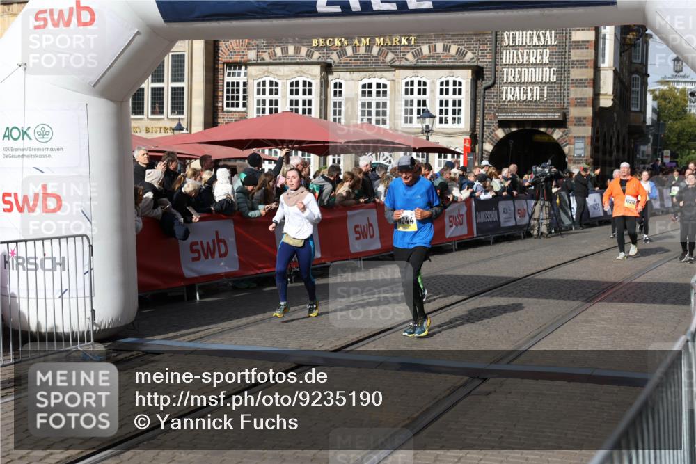 05.10.2025 - 20. swb-Marathon Bremen Yannick Fuchs http://msf.ph/oto/9235190 05.10.2025 11:04:34 Ziel 9684, 10439, 10483, 10678, 11044, 11200 meine-sportfotos.de