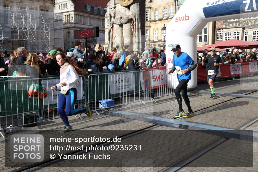 05.10.2025 - 20. swb-Marathon Bremen Yannick Fuchs http://msf.ph/oto/9235231 05.10.2025 11:04:36 Ziel 8111, 9610, 10278, 10439, 10483, 10678, 10956, 11044, 11704 meine-sportfotos.de