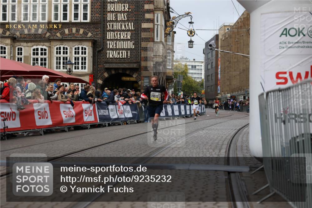 05.10.2025 - 20. swb-Marathon Bremen Yannick Fuchs http://msf.ph/oto/9235232 05.10.2025 10:36:27 Ziel 11013 meine-sportfotos.de