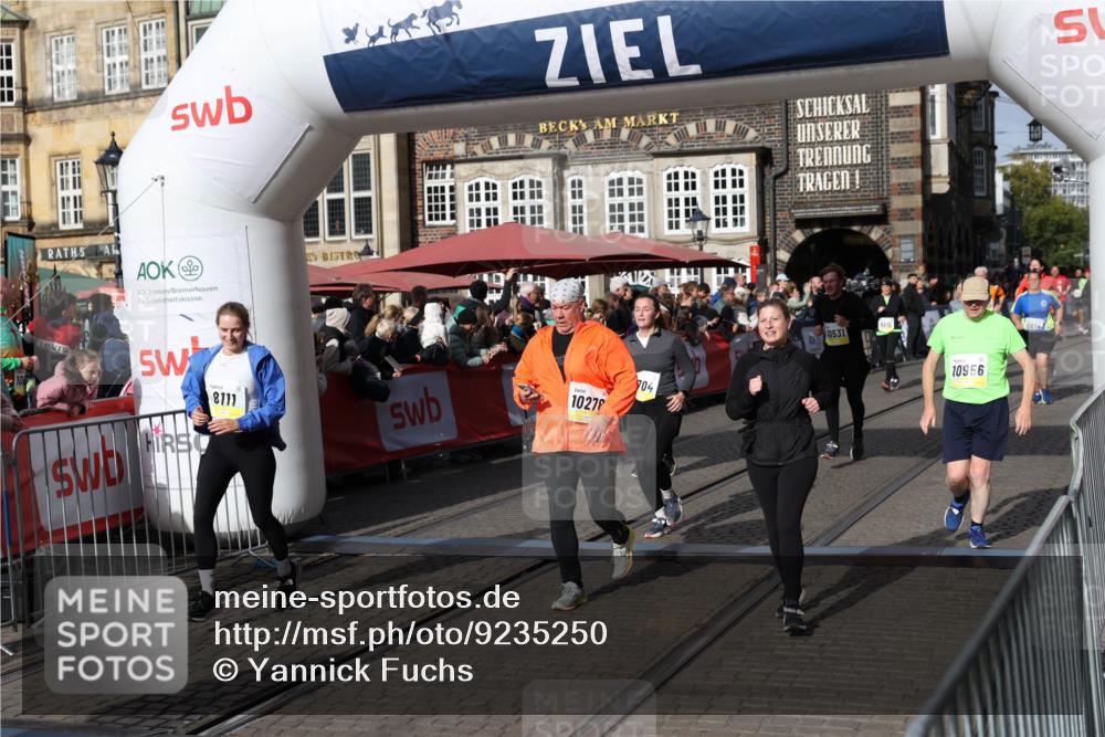 05.10.2025 - 20. swb-Marathon Bremen Yannick Fuchs http://msf.ph/oto/9235250 05.10.2025 11:04:39 Ziel 8111, 9394, 9610, 10278, 10439, 10483, 10531, 10674, 10869, 10956, 11044, 11542, 11704 meine-sportfotos.de