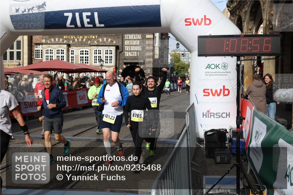 05.10.2025 - 20. swb-Marathon Bremen Yannick Fuchs http://msf.ph/oto/9235468 05.10.2025 11:04:52 Ziel 9532, 9623, 9750, 9765, 9771, 9812, 9927, 10422, 10451, 10532, 10557, 10964, 11035, 11427, 11546, 11615 meine-sportfotos.de