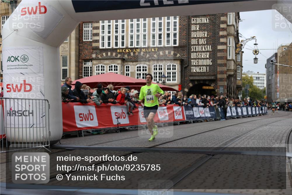 05.10.2025 - 20. swb-Marathon Bremen Yannick Fuchs http://msf.ph/oto/9235785 05.10.2025 10:37:12 Ziel 9480 meine-sportfotos.de
