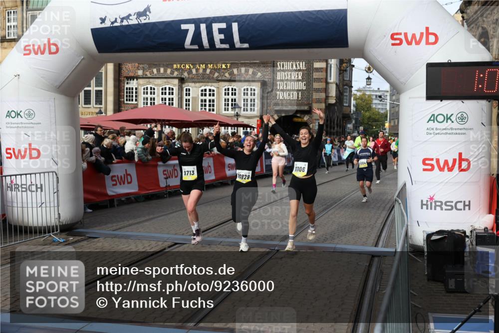 05.10.2025 - 20. swb-Marathon Bremen Yannick Fuchs http://msf.ph/oto/9236000 05.10.2025 11:05:31 Ziel 9515, 9690, 9713, 9908, 9944, 10158, 10828, 11064, 11106, 11540 meine-sportfotos.de