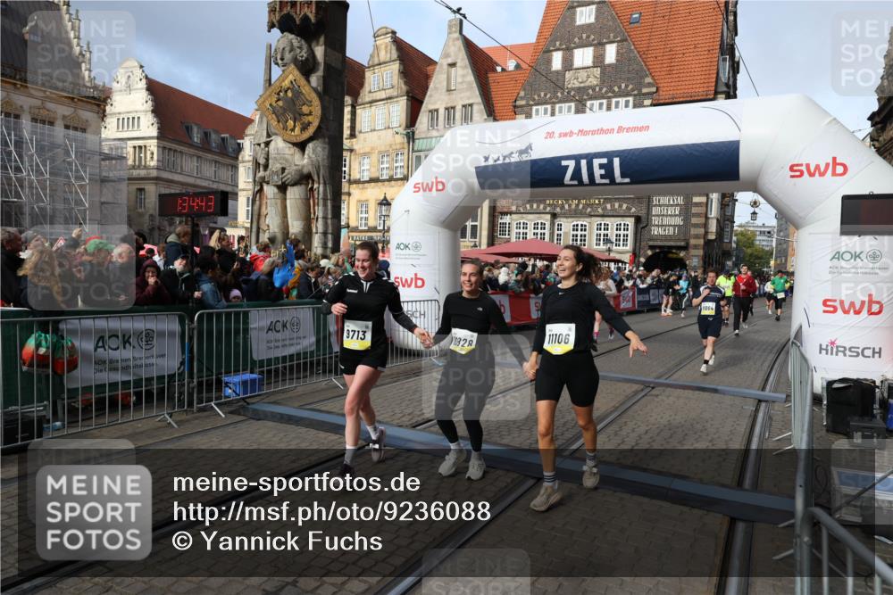 05.10.2025 - 20. swb-Marathon Bremen Yannick Fuchs http://msf.ph/oto/9236088 05.10.2025 11:05:33 Ziel 9515, 9713, 9944, 10158, 10289, 10511, 10828, 11064, 11106 meine-sportfotos.de