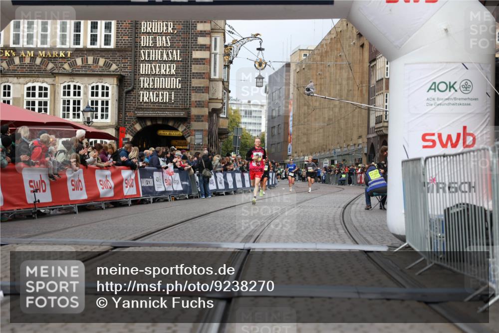 05.10.2025 - 20. swb-Marathon Bremen Yannick Fuchs http://msf.ph/oto/9238270 05.10.2025 10:39:22 Ziel 10908 meine-sportfotos.de