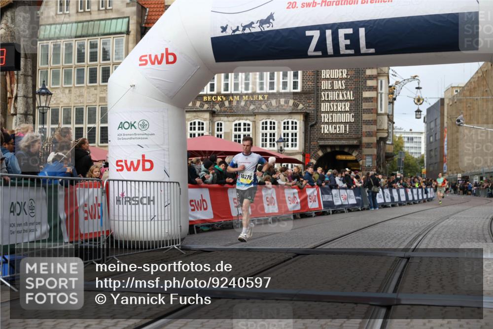05.10.2025 - 20. swb-Marathon Bremen Yannick Fuchs http://msf.ph/oto/9240597 05.10.2025 10:40:08 Ziel 10276 meine-sportfotos.de