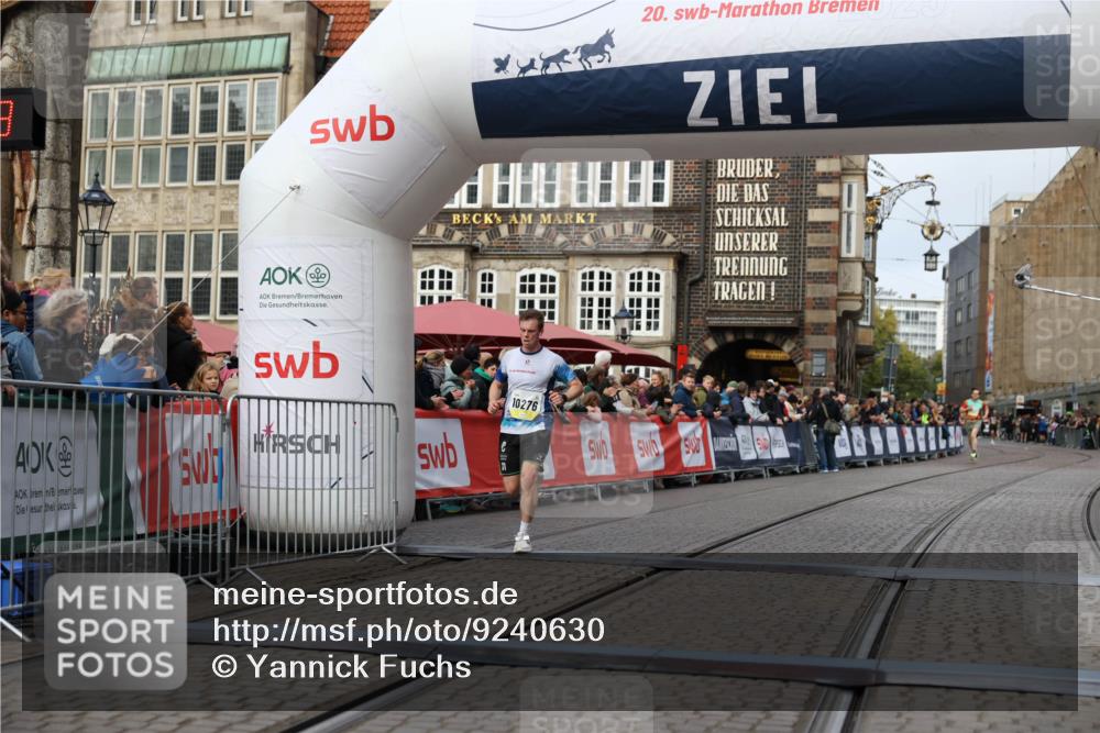 05.10.2025 - 20. swb-Marathon Bremen Yannick Fuchs http://msf.ph/oto/9240630 05.10.2025 10:40:08 Ziel 10276 meine-sportfotos.de