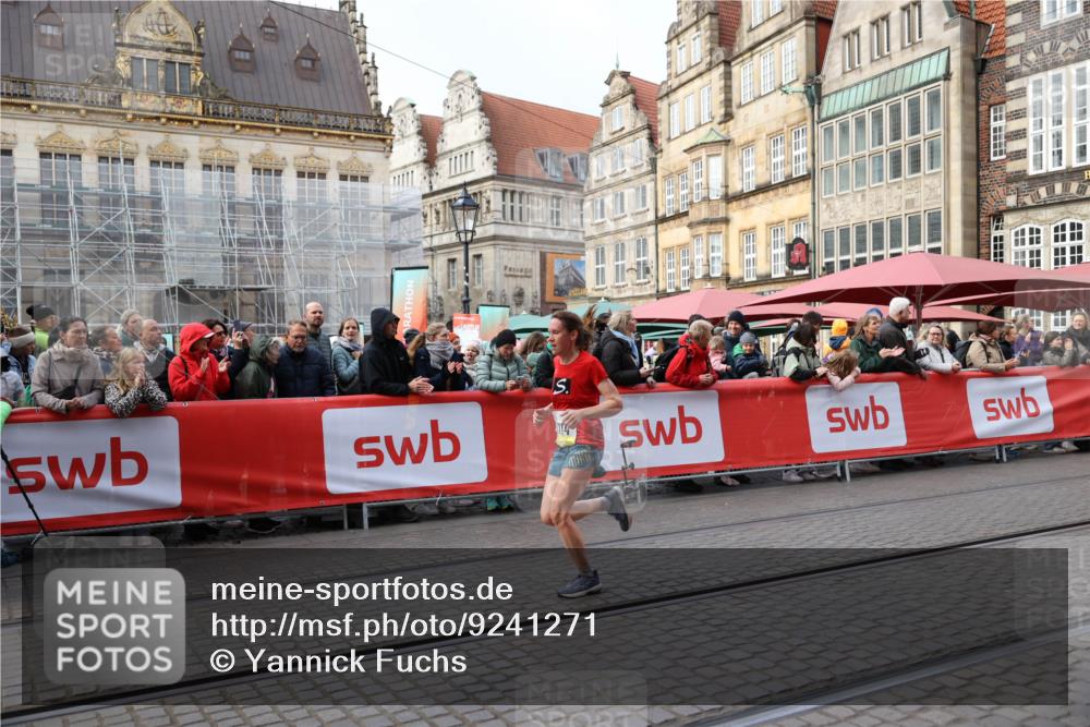 05.10.2025 - 20. swb-Marathon Bremen Yannick Fuchs http://msf.ph/oto/9241271 05.10.2025 10:40:40 Ziel 10686, 11114 meine-sportfotos.de