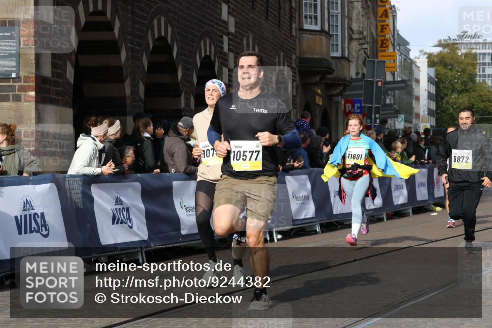 05.10.2025 - 20. swb-Marathon Bremen Strokosch-Dieckow http://msf.ph/oto/9244382 05.10.2025 10:58:02 Ziel 9576, 9582, 9634, 9872, 10127, 10377, 10395, 10459, 10577, 10620, 10793, 11058, 11601, 11663 meine-sportfotos.de
