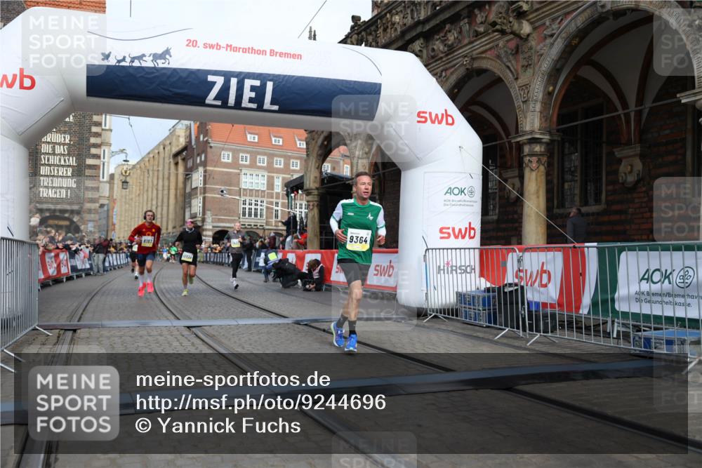05.10.2025 - 20. swb-Marathon Bremen Yannick Fuchs http://msf.ph/oto/9244696 05.10.2025 10:42:19 Ziel 8187, 9364, 9504, 10838, 11217, 11422 meine-sportfotos.de