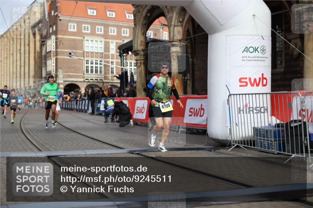 05.10.2025 - 20. swb-Marathon Bremen Yannick Fuchs http://msf.ph/oto/9245511 05.10.2025 10:42:27 Ziel 8187, 9700, 9775, 10375, 10838, 11217, 11230, 11422 meine-sportfotos.de