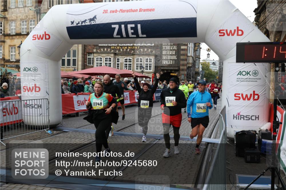 05.10.2025 - 20. swb-Marathon Bremen Yannick Fuchs http://msf.ph/oto/9245680 05.10.2025 11:10:07 Ziel 9288, 9410, 9561, 9685, 9760, 9972, 10435, 10448, 10515, 10659, 10860, 10885, 11381, 11405, 11634, 11748 meine-sportfotos.de